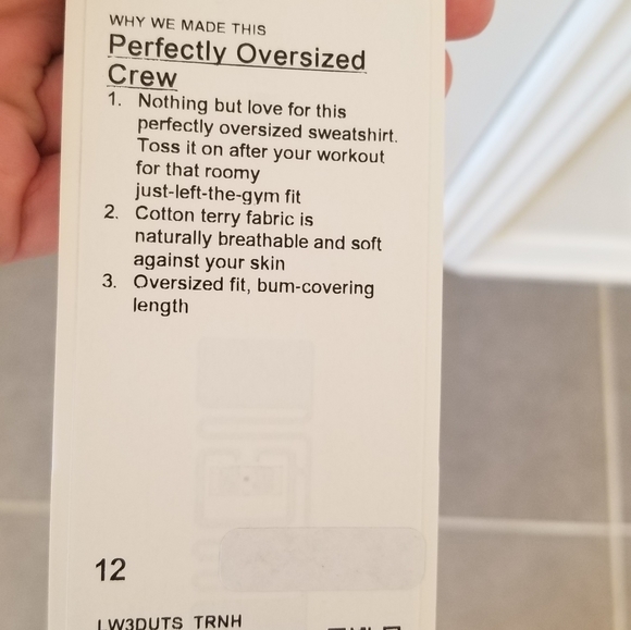 NWT lululemon perfectly oversized crew, trench - Picture 2 of 3